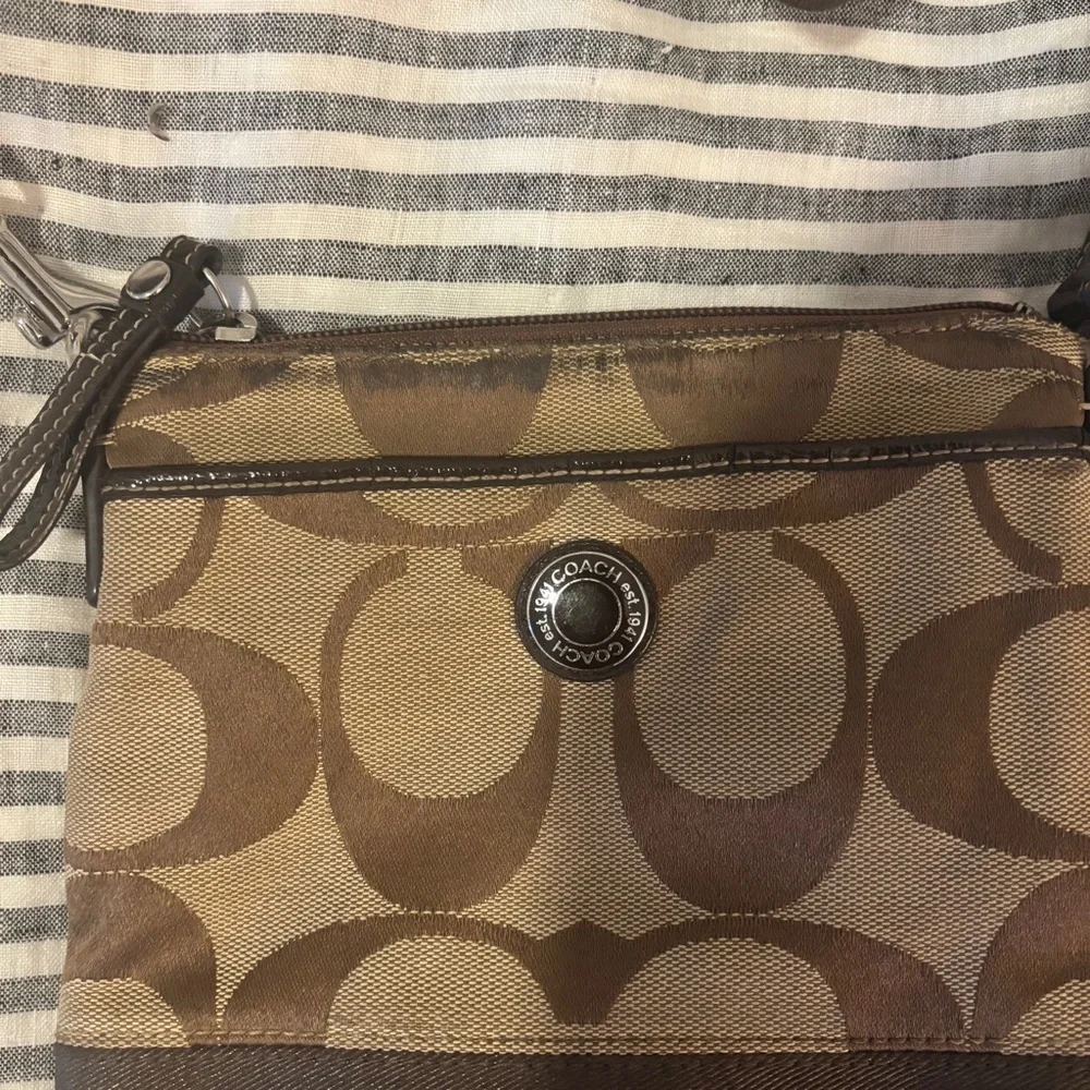 Coach logo C crossbody bag purse, brown, silver hardware, small, vintage Y2K